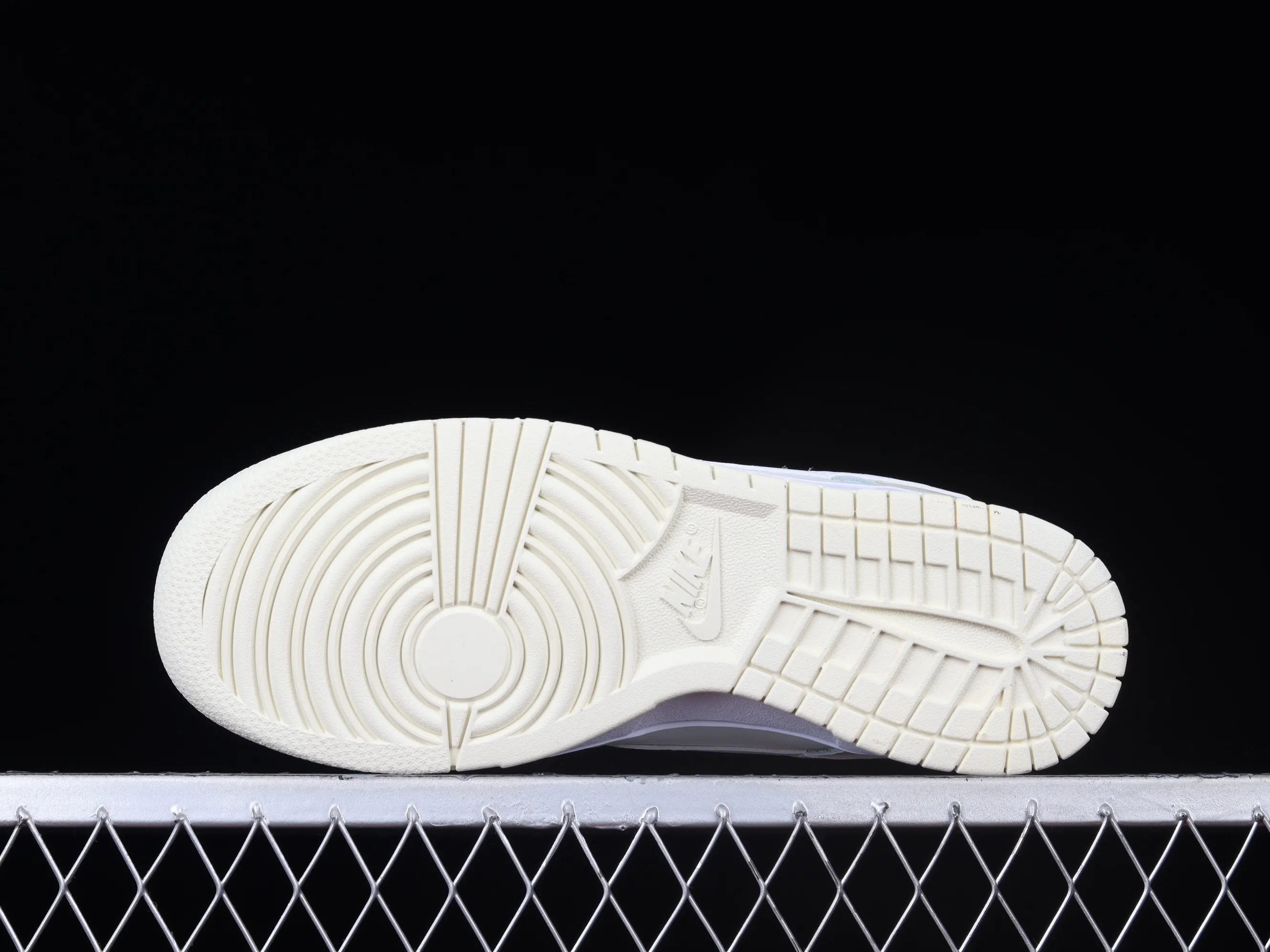 All categories Nk SB Dunk series Nk SB Dunk Low low-top sneakers F version Nk SB Dunk Low Pro "Coconut Milk" coconut milk beige SB low-top sports and leisure sneakers DJ6188-100